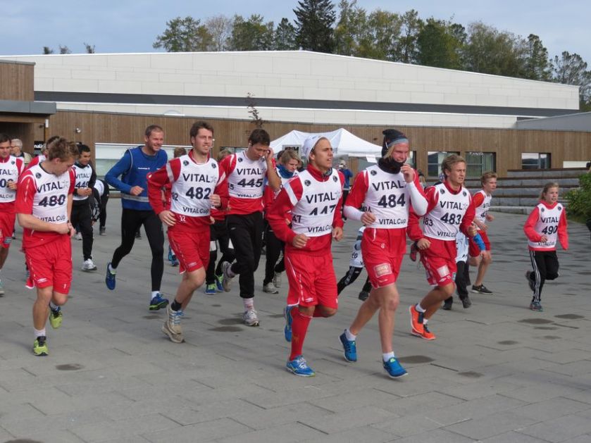 Honestly, you people, would you not like to run if these were the guys you were running after? Photo by Levanger Avisa